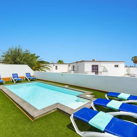 Arco Iris By Villa Puerto del Carmen (Lanzarote)